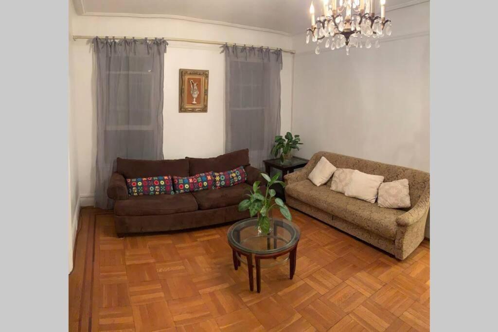 Cozy 2 Bedroom Apartment In Queens 뉴욕 외부 사진